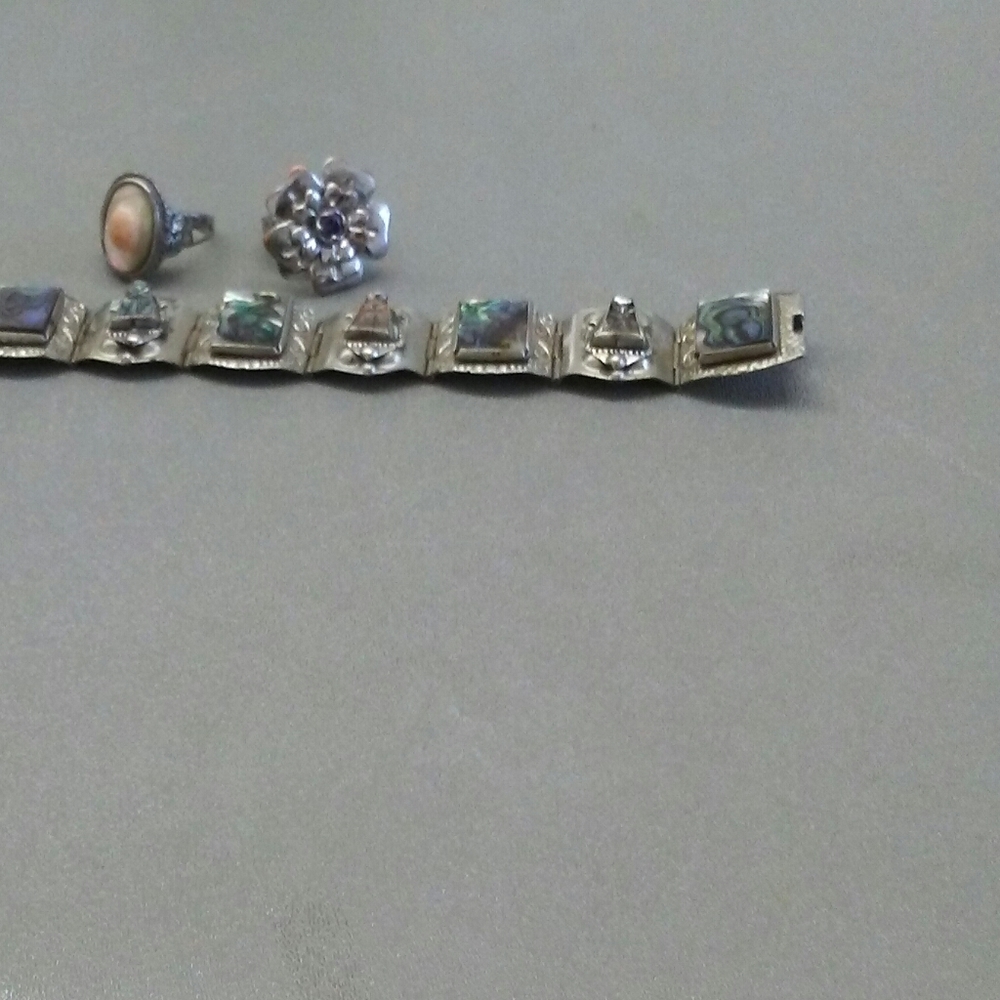 12hr sale Solid Silver 2rings and bracelet